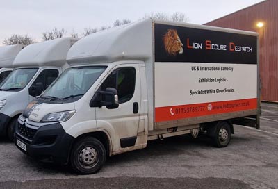 Luton van with tail-lift